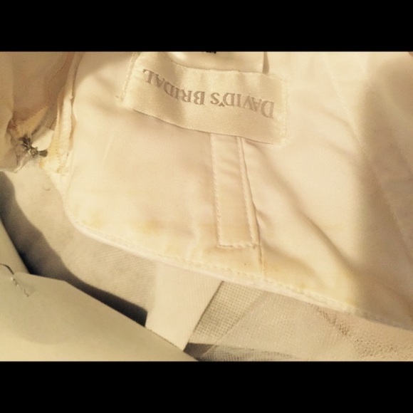 David’s Bridal Wedding Dress - Picture 5 of 6